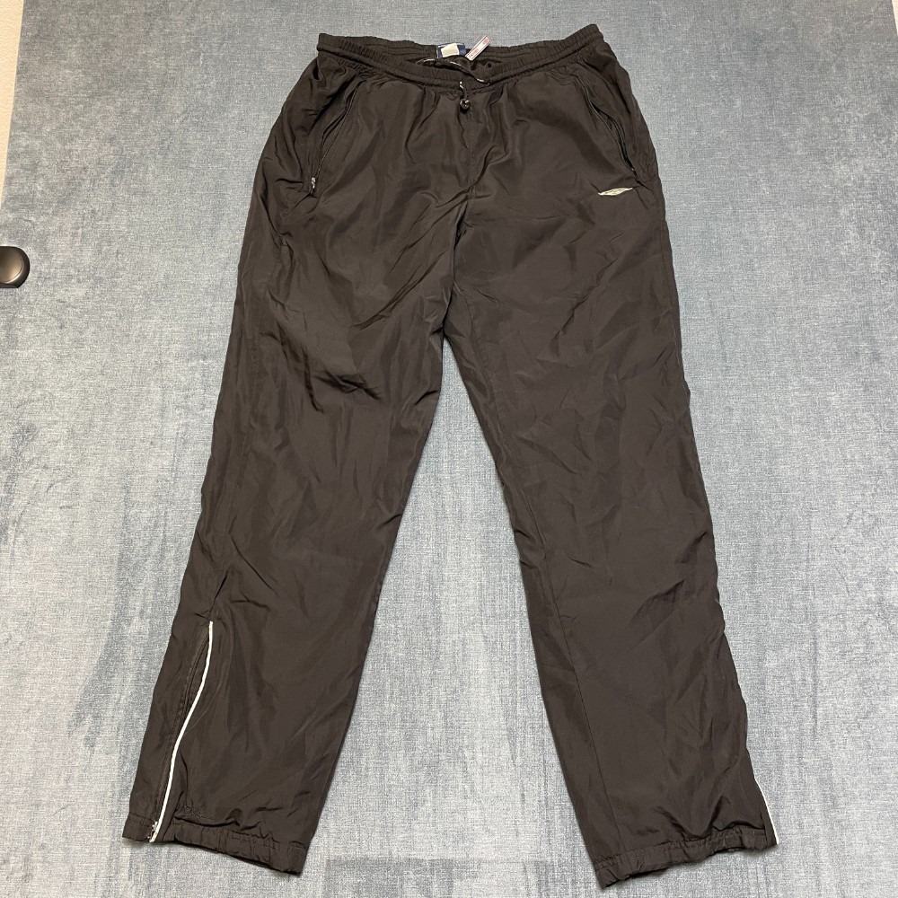 Umbro Nova Lite Windbreaker Pants Mens 32x30 Black Drawstring Waist Ankle Zip
